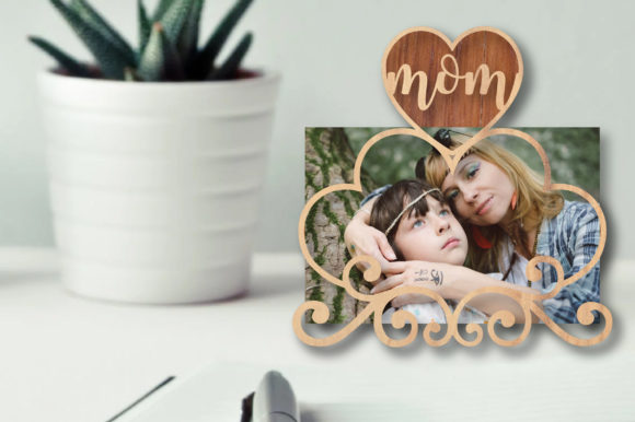Laser-Cut Mom Photo Frame for Mother's Day Creations